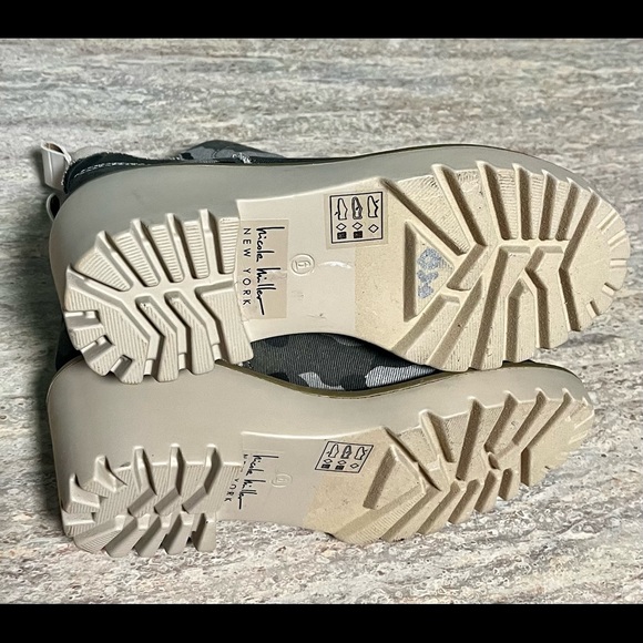 NWOB Nicole Miller Camo ankle boots - Picture 12 of 16